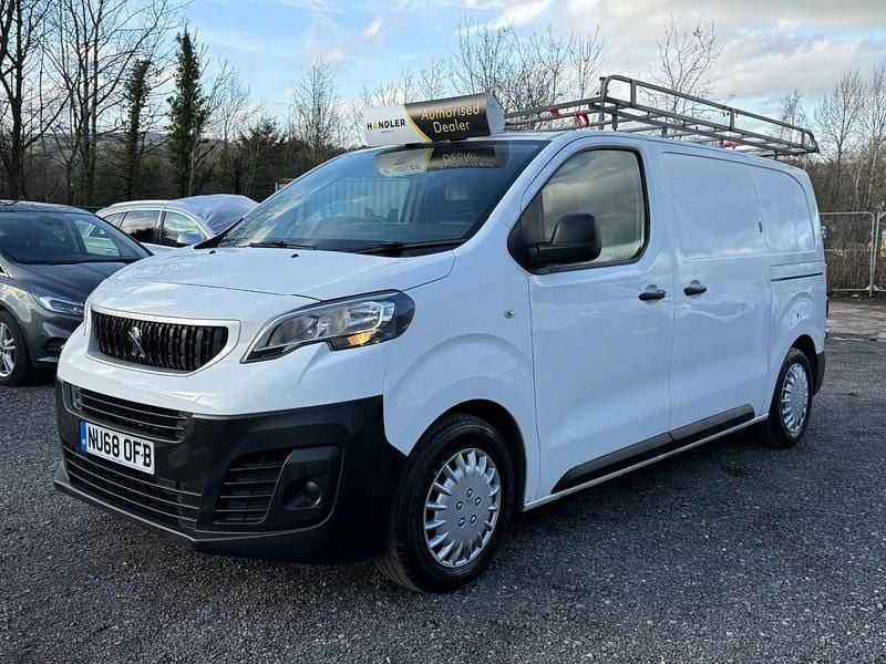 Used Peugeot Expert 95 HP (69 kW) 2018 White Van