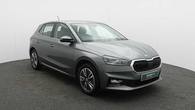 Graphite grey metallic Used 2023 Skoda Fabia SE L Hatchback | £15,990 (Fair price) - Image 1/4