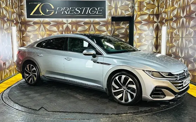 Usado VW Arteon R-line 190 CV (139 kW) 2024 Familiar