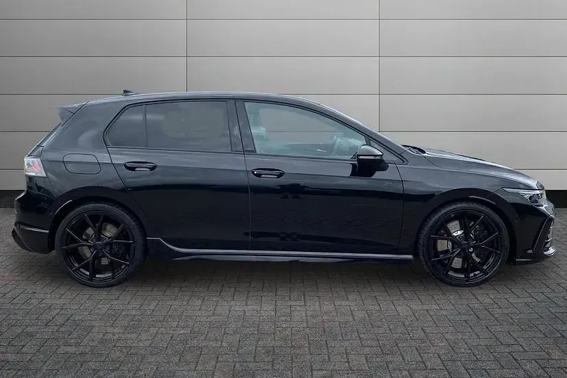 Used VW Golf VIII Black Edition 333 HP (244 kW) 2025 Black Hatchback