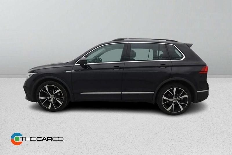 Used VW Tiguan R-line 150 HP (110 kW) 2023 Black SUV