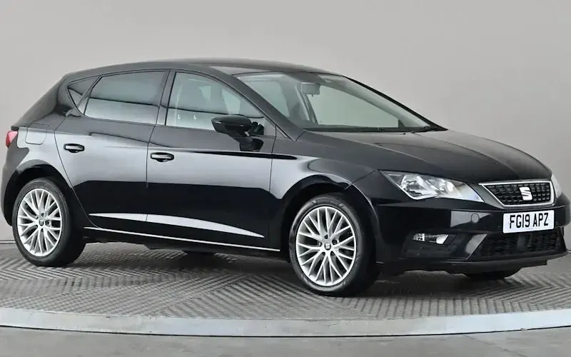 Used Seat Leon SE Dynamic 116 HP (85 kW) 2019 Hatchback
