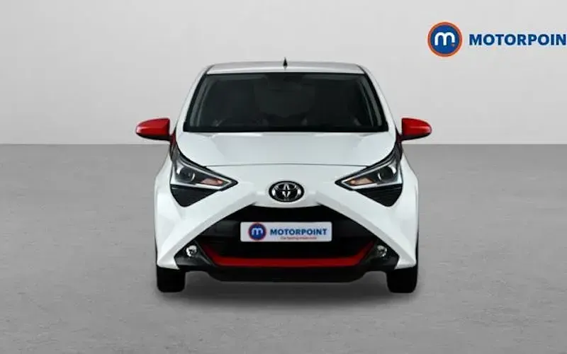 Used Toyota Aygo Trend 72 HP (52 kW) 2020 White Hatchback