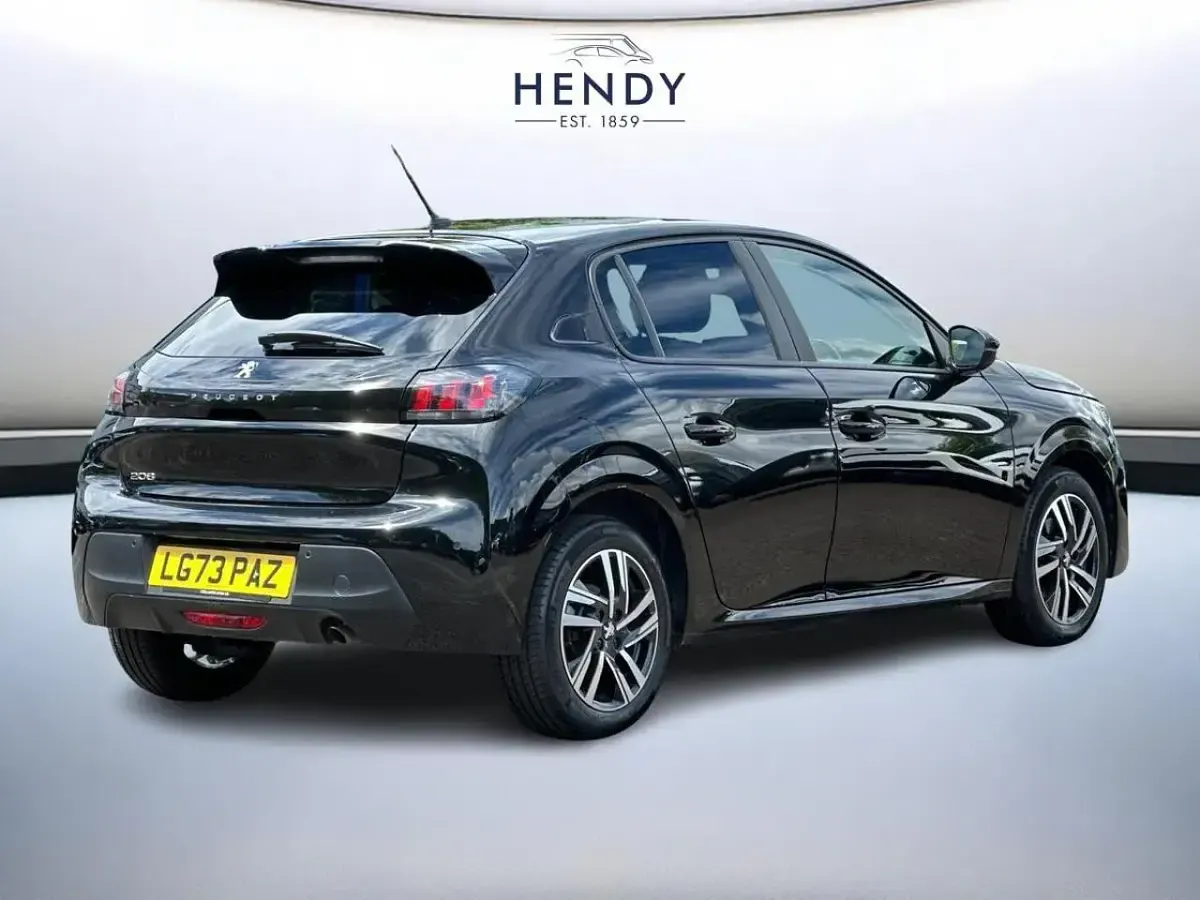 Used Peugeot 208 Active+ 99 HP (72 kW) 2023 Black Hatchback