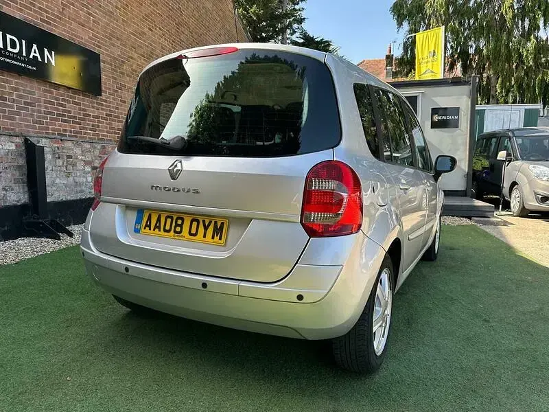 Used Renault Modus Dynamique 112 HP (82 kW) 2008 Silver MPV