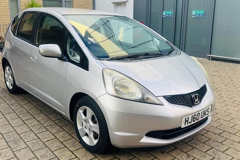 Silver Used 2010 Honda Jazz ES Hatchback | £2,395 (Fair price) - Image 1/1