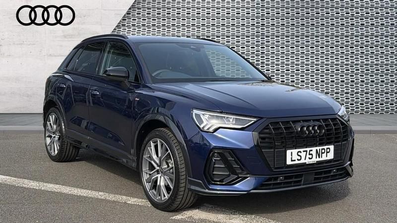 New Audi Q3 Black Edition 150 HP (110 kW) 2025 Blue SUV