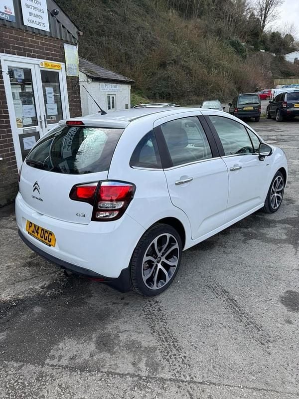 Used Citroën C3 Exclusive 2014 White Hatchback