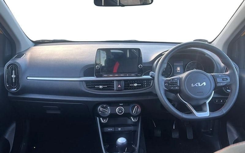 Used Kia Picanto Advance 67 HP (49 kW) 2023 Yellow Hatchback