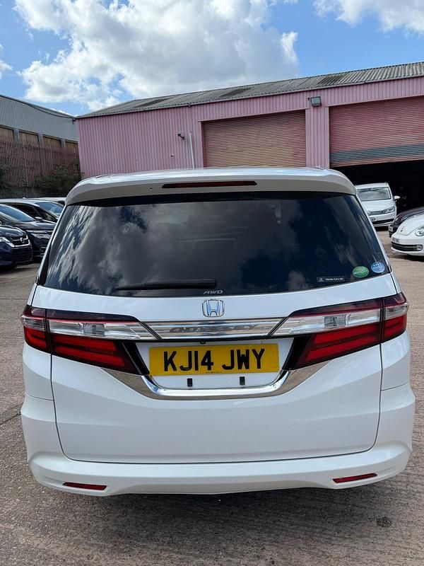 Used Honda Odyssey 2014 White MPV