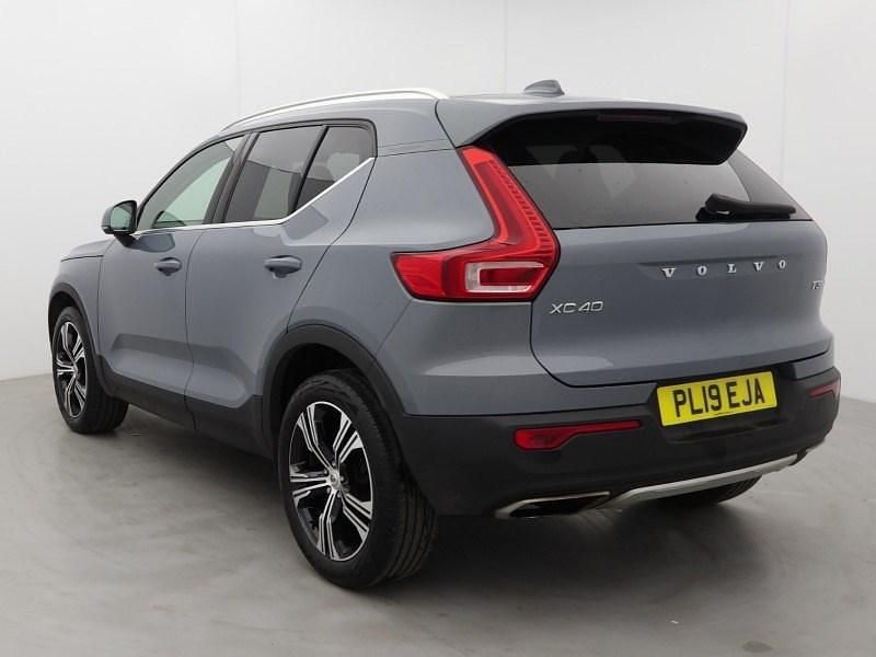 Used Volvo XC40 Inscription 163 HP (119 kW) 2019 Grey SUV