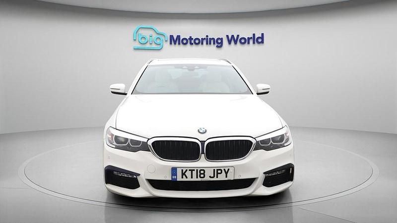 Used BMW 530 M Sport 252 HP (185 kW) 2018 White Estate