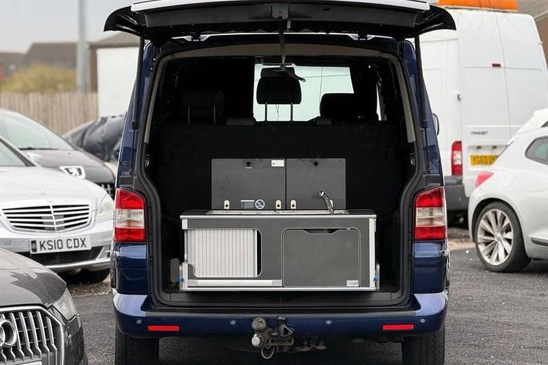 Used VW Caravelle SE 174 HP (127 kW) 2005