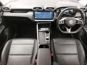 Usado MG ZS Trophy 196 HP (144 kW) 2025 Vermelho SUV