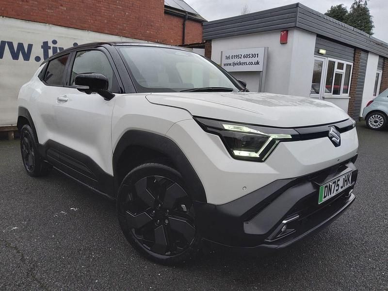 New Suzuki Vitara 135 kW (184 HP) 2025 White Hatchback