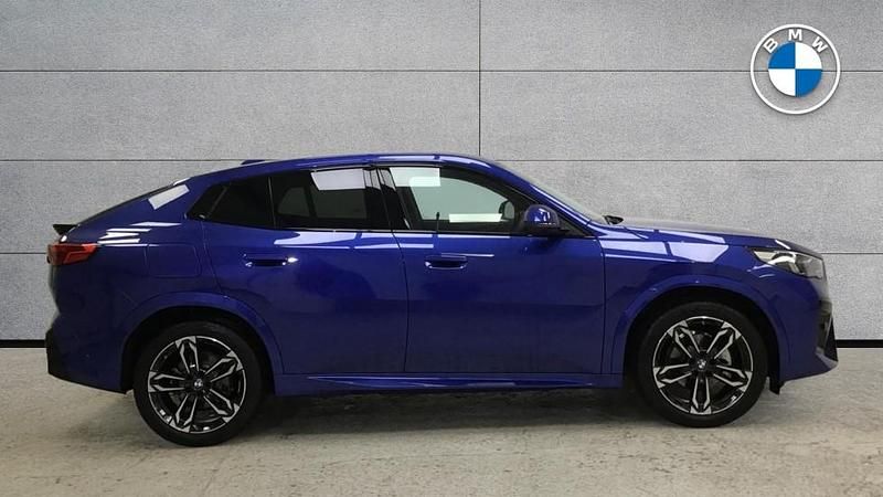 Used BMW iX2 M Sport 147 kW (201 HP) 2025 Blue SUV