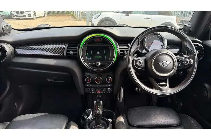 Begagnad Mini Cooper S Sport 192 HK (141 kW) 2019 Grå Halvkombi