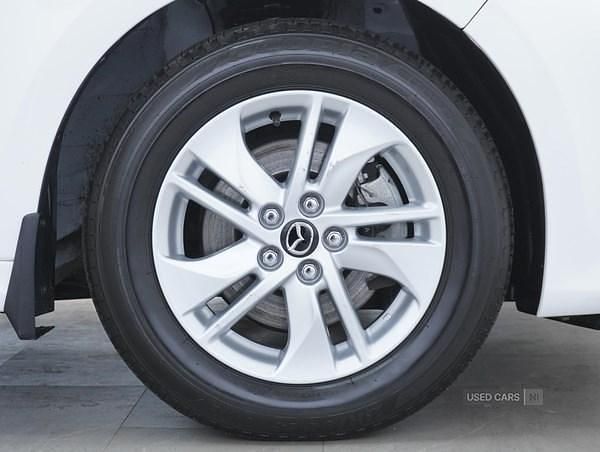 Used Mazda 2 2022 White Hatchback