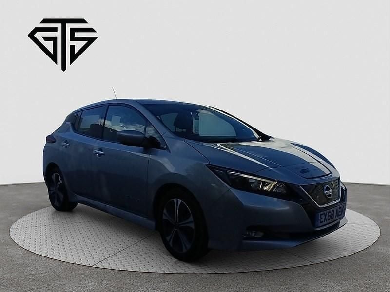 Silver Used 2018 Nissan Leaf N-Connecta Hatchback | £7,495 (A bit pricey) - Image 1/4