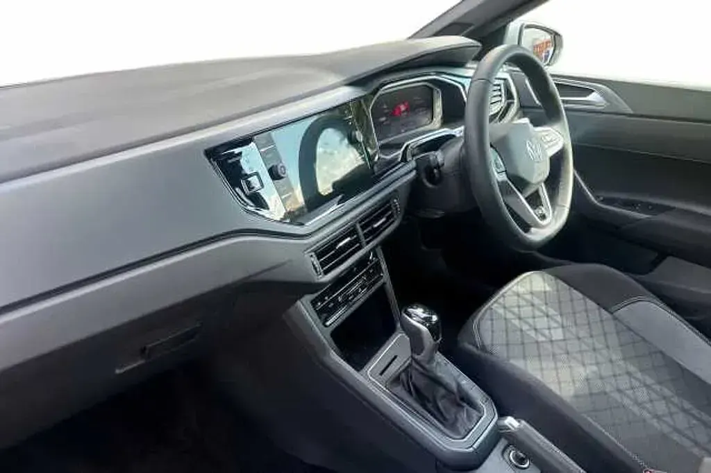 New VW Polo 115 HP (84 kW) 2025 Hatchback