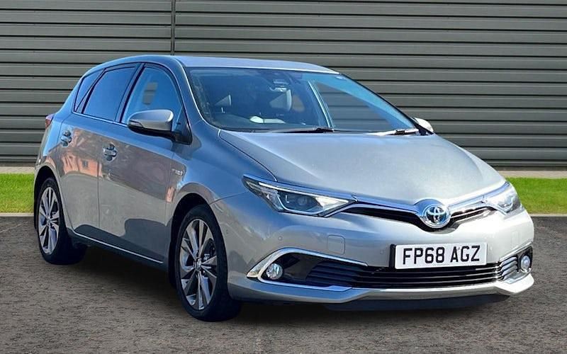 Used Toyota Auris Hybrid 136 HP (100 kW) 2019 Hatchback