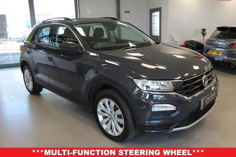 Used VW T-Roc SE 115 HP (84 kW) 2019 Grey SUV