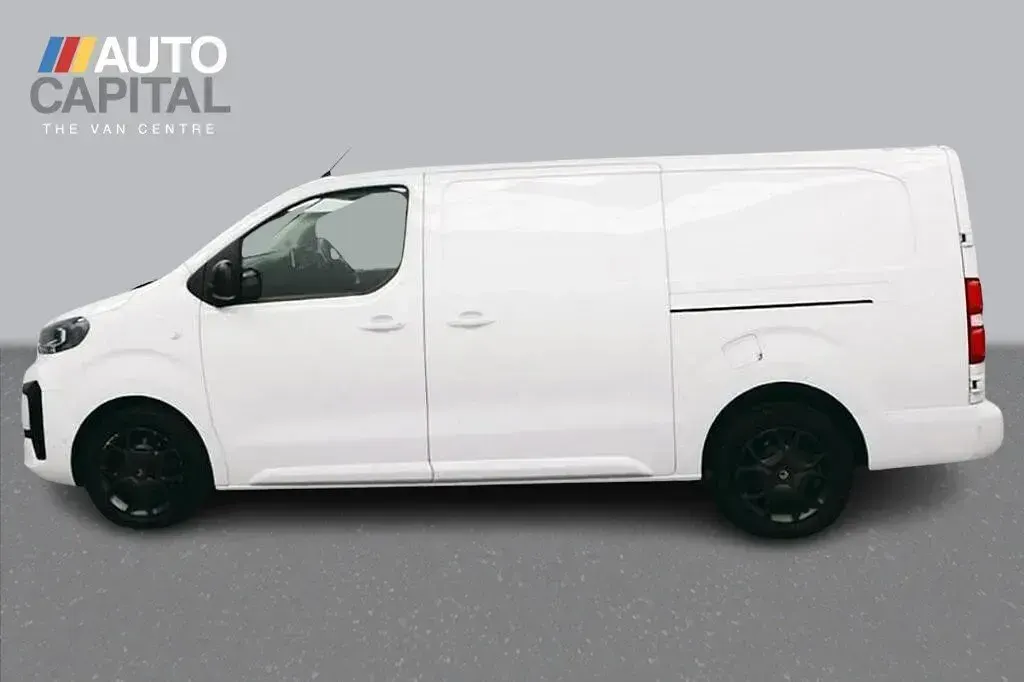 Used Citroën Dispatch 120 HP (88 kW) 2024 White MPV