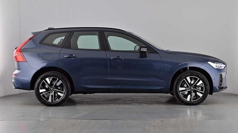 New Volvo XC60 Plus 350 HP (257 kW) 2026 Vapour grey SUV