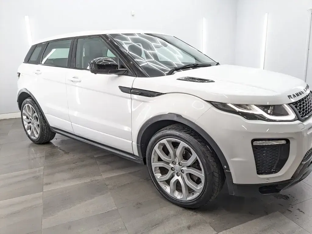 Used Land Rover Range Rover evoque HSE Dynamic 180 HP (132 kW) 2015 White SUV