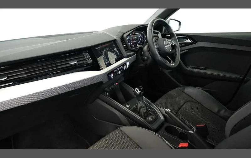 Used Audi A1 Competition 196 HP (144 kW) 2019 Grey SUV