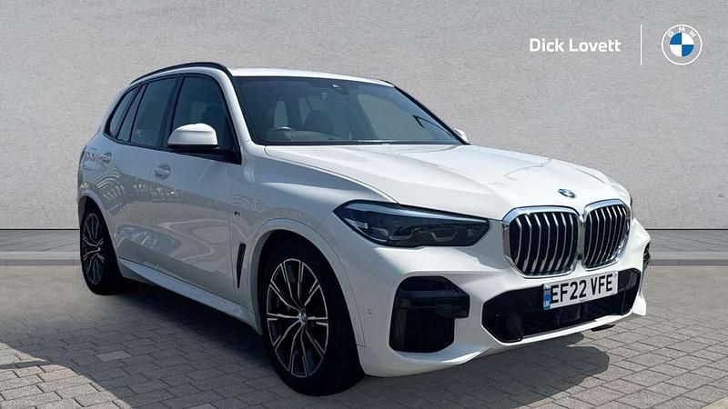 White Used 2022 BMW X5 M Sport SUV | £46,680 (Fair price) - Image 1/4