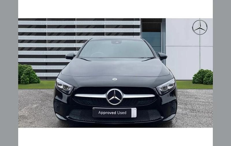 Used Mercedes A180 Executive 116 HP (85 kW) 2021 Black Hatchback