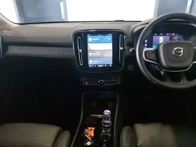 Used Volvo XC40 Ultra 194 HP (142 kW) 2025 SUV