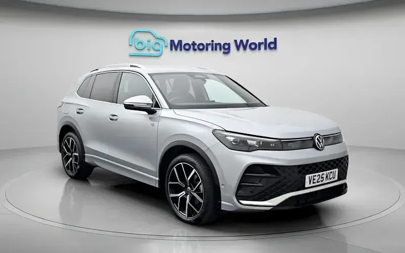 Used VW Tiguan R-line 150 HP (110 kW) 2025 Silver SUV
