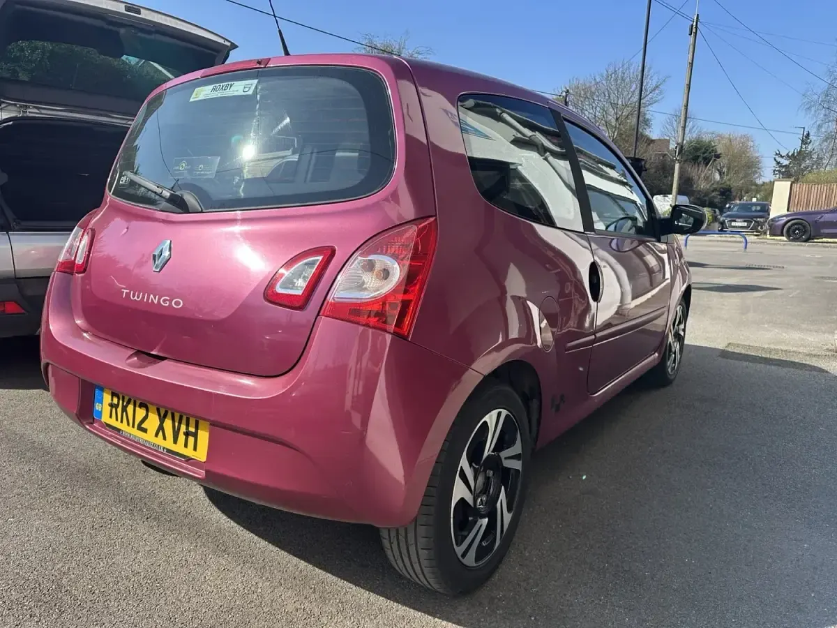 Usado Renault Twingo Dynamique 2012 Rojo Utilitario