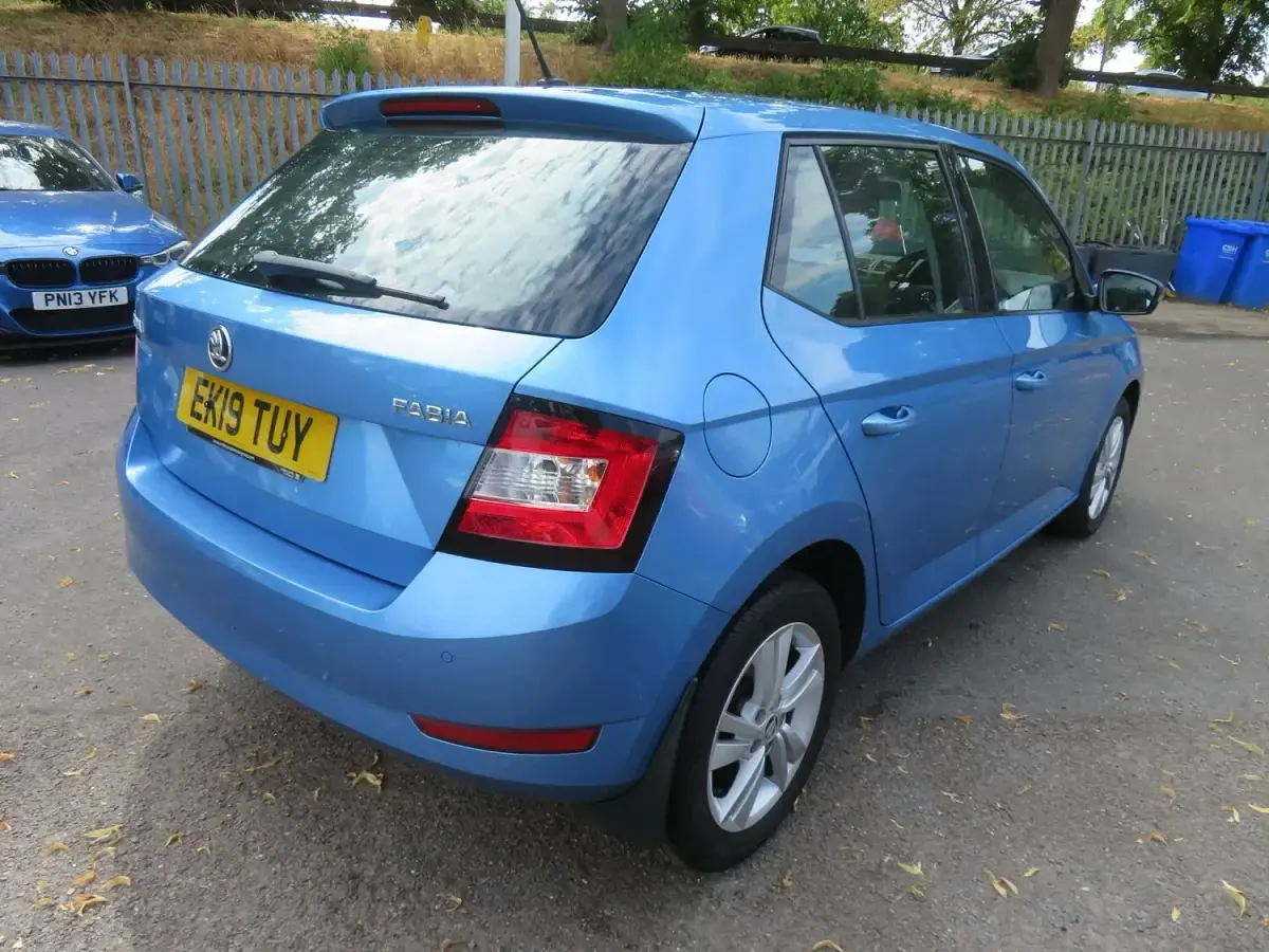 Used Skoda Fabia SE 110 HP (80 kW) 2019 Blue Hatchback