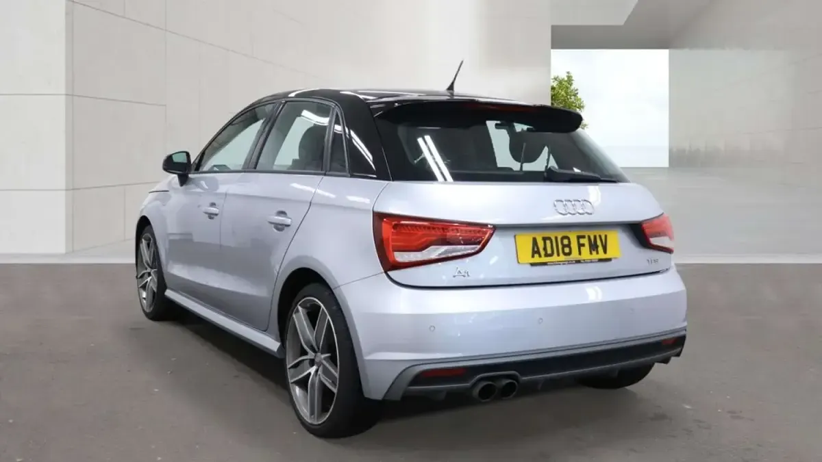 Used Audi A1 Sportback S-Line 125 HP (91 kW) 2018 Silver Hatchback