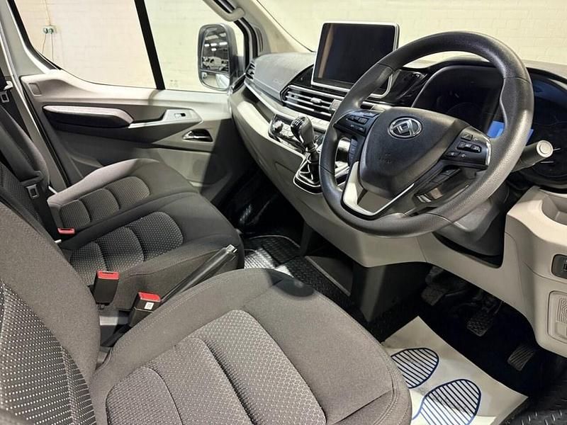 Używany Maxus V90 163 KM (119 kW) 2024 Biały Van