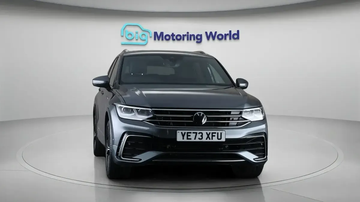 Used VW Tiguan Allspace R-line 150 HP (110 kW) 2023 Grey SUV
