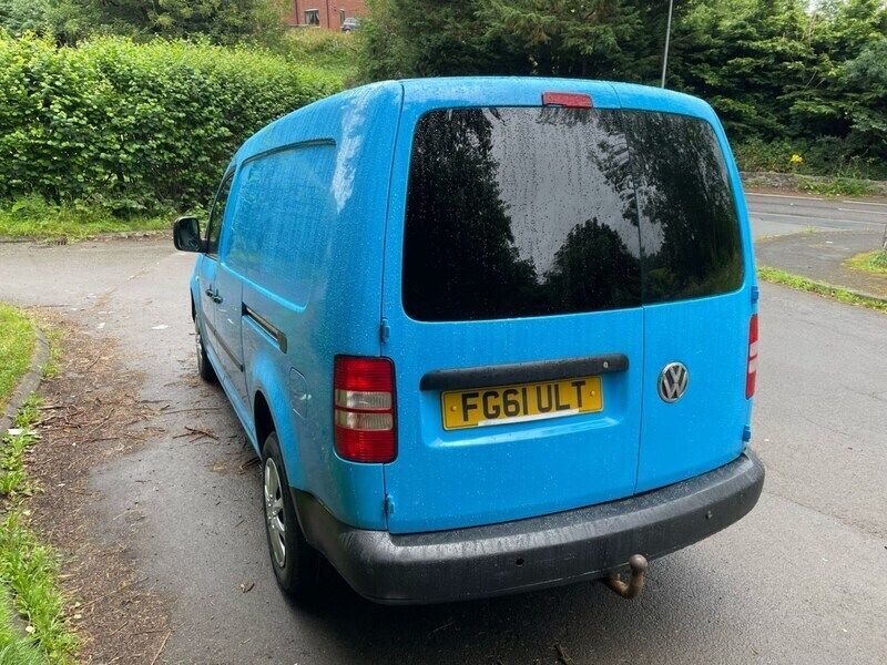 Image 3/4