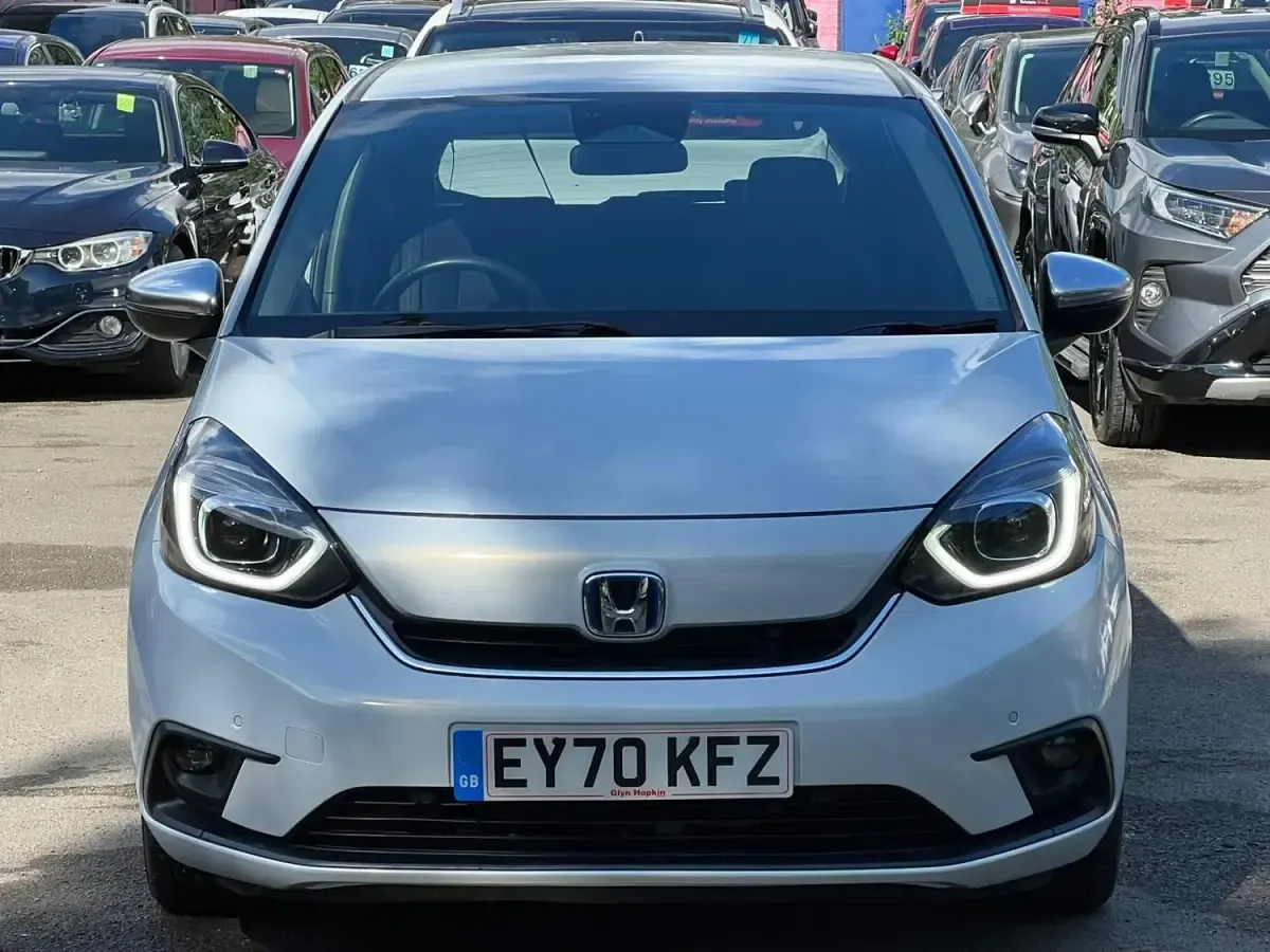 Używany Honda Jazz Hybrid 2020 Biały Hatchback
