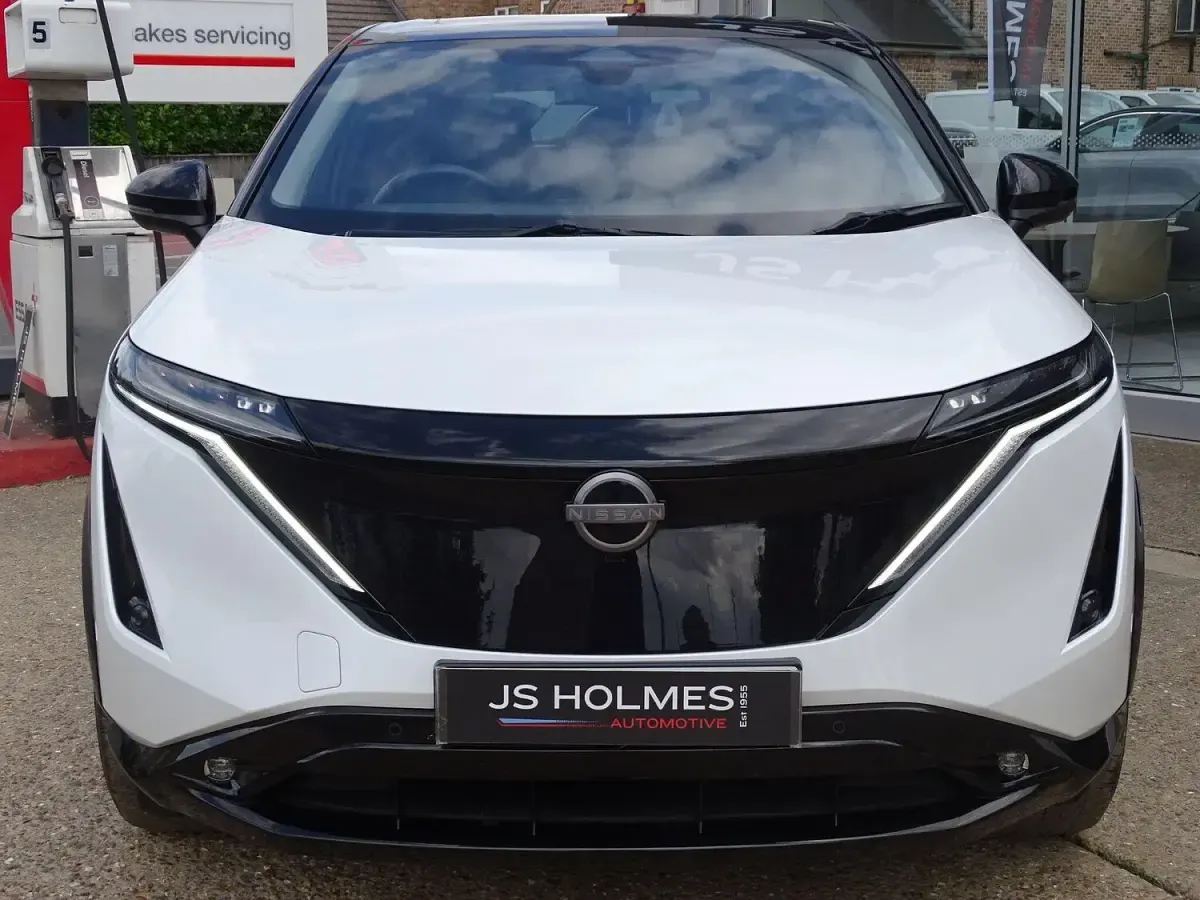 Used Nissan Ariya Evolve 160 kW (218 HP) 2024 White SUV