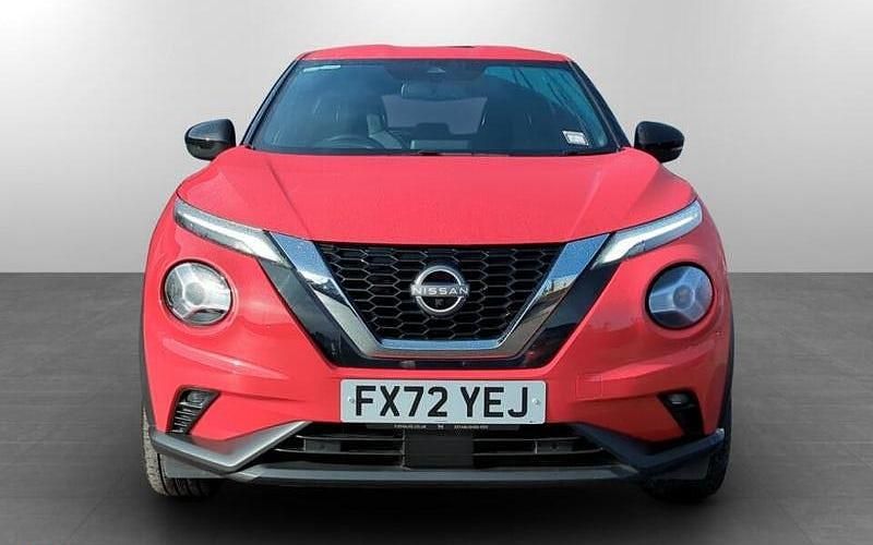 Used Nissan Juke Tekna 114 HP (83 kW) 2022 Red SUV