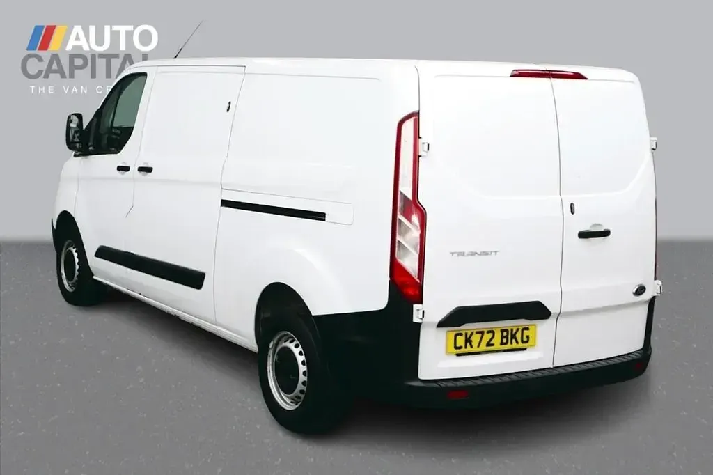 Used Ford Transit Custom 130 HP (95 kW) 2022 White