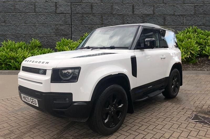 Used Land Rover Defender SE Dynamic 246 HP (180 kW) 2023 White SUV
