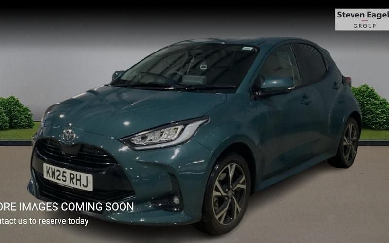 Used Toyota Yaris Hybrid Design 116 HP (85 kW) 2026 Hatchback