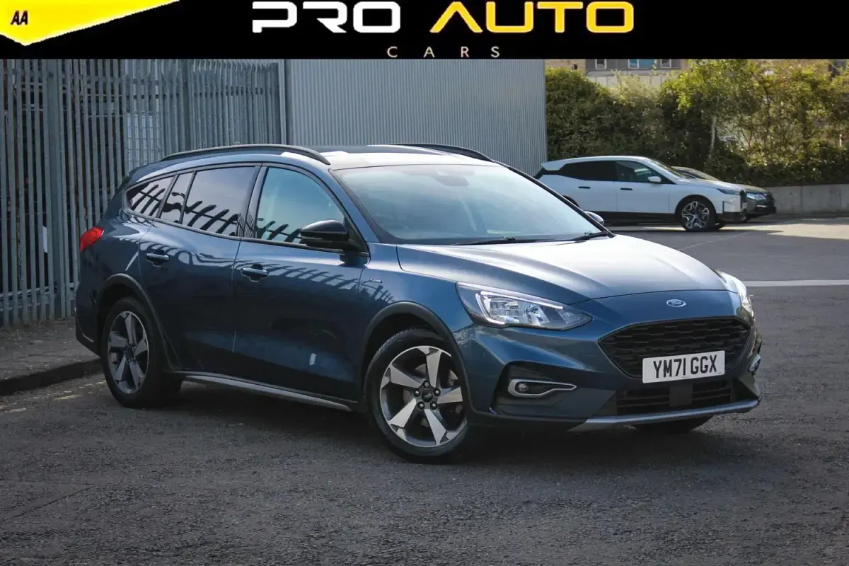 Usado Ford Focus Active 2022 Azul Carrinha