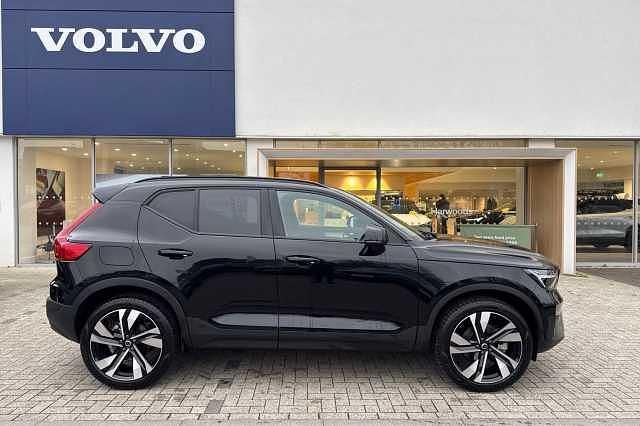 New Volvo XC40 Plus 194 HP (142 kW) 2026 SUV