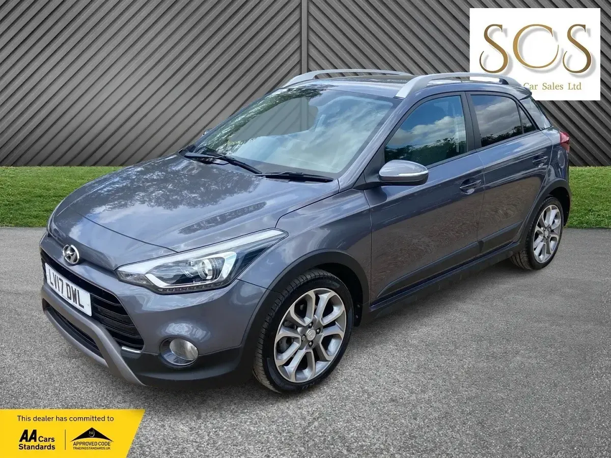 Used Hyundai i20 Active 100 HP (73 kW) 2017 Grey Hatchback