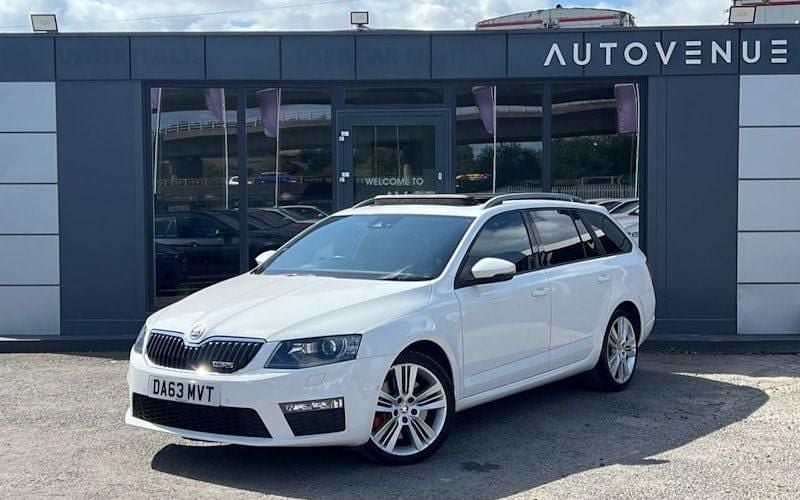 Used 2016 Skoda Octavia vRS Estate | £13,590 (Fair price) - Image 1/4